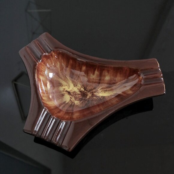 Vintage Harvest Gold Ceramic Ashtray by Blue Mountain Pottery, Brown & Gold Drip - Picture 4 of 7